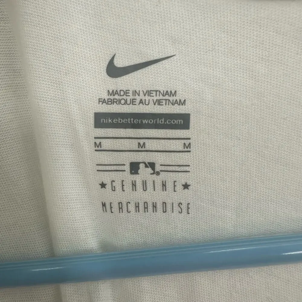 Nike Size Medium Shirt White Chicago Cubs Short Sleeve V Neck Baseball‎ Tee MLB